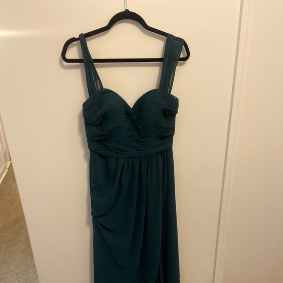 Dress - Picture 1 of 2